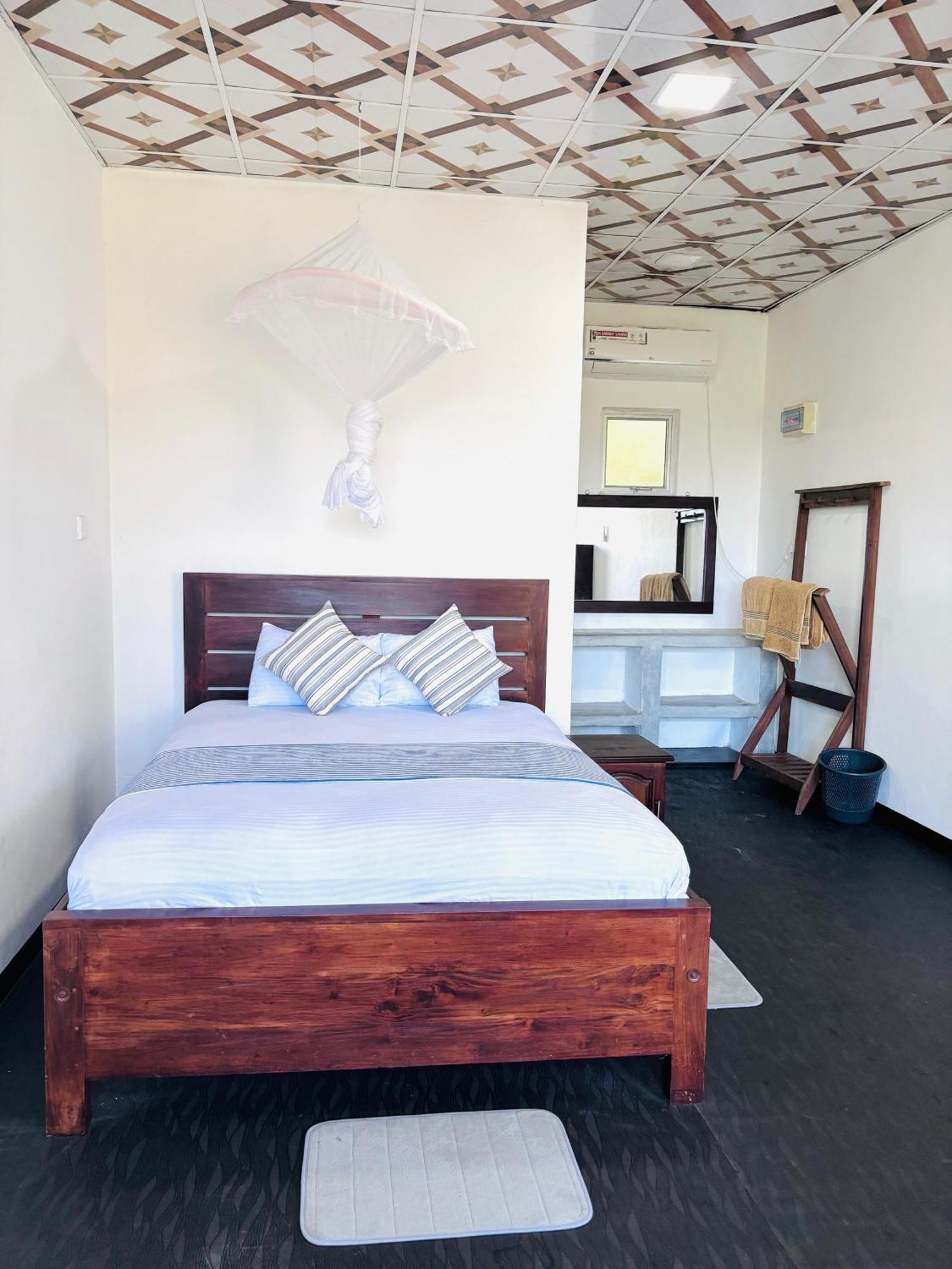 Werala Beach Resort Kalpitiya Exterior photo